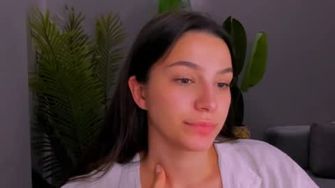 Snapshot of whoislulu chatting on 8, 2, 2025 whoislulu online show from 8, 2, 2025