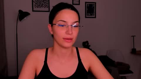 Snapshot of whoislulu chatting on 27, 9, 2025 whoislulu online show from 27, 9, 2025