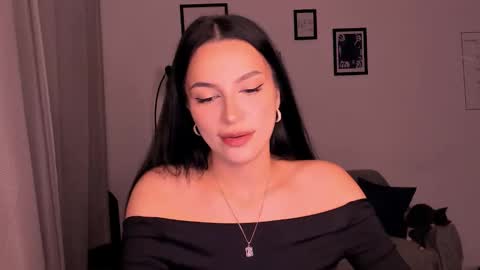 Snapshot of whoislulu chatting on 14, 10, 2025 whoislulu online show from 14, 10, 2025