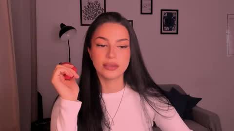 Snapshot of whoislulu chatting on 18, 10, 2025 whoislulu online show from 18, 10, 2025