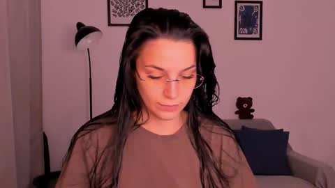 Snapshot of whoislulu chatting on 19, 10, 2025 whoislulu online show from 19, 10, 2025