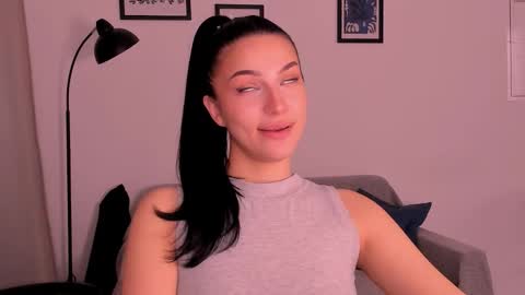 Snapshot of whoislulu chatting on 6, 11, 2025 whoislulu online show from 6, 11, 2025