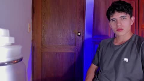 Snapshot of whos_he chatting on 19, 2, 2026 whos_he online show from 19, 2, 2026