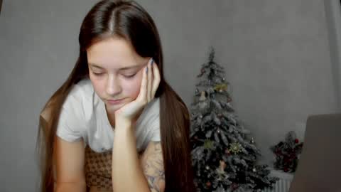 Snapshot of why_again_me chatting on 11, 1, 2025 Veronica online show from 11, 1, 2025