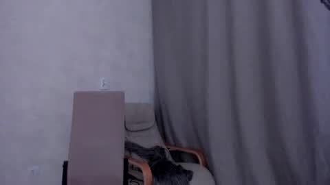 Snapshot of why_again_me chatting on 14, 2, 2025 Veronica online show from 14, 2, 2025