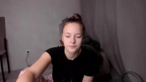 Snapshot of why_again_me chatting on 22, 2, 2025 Veronica online show from 22, 2, 2025