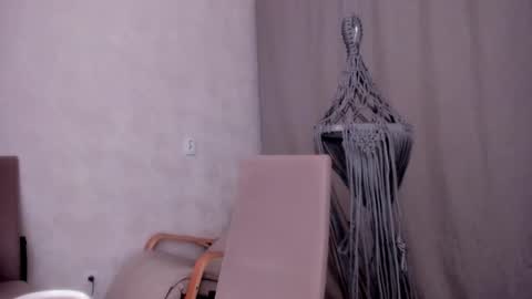 Snapshot of why_again_me chatting on 23, 2, 2025 Veronica online show from 23, 2, 2025