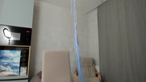 Snapshot of why_again_me chatting on 21, 10, 2025 Veronica online show from 21, 10, 2025