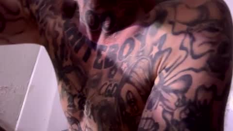 whyteboi8989 online show from 15, 9, 2025