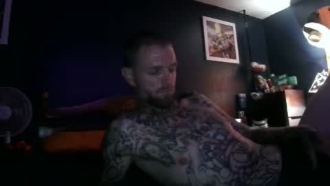 whyteboi8989 online show from 19, 9, 2025