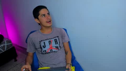 Snapshot of wickedboy_twink chatting on 1, 6, 2026 JAISON online show from 1, 6, 2026