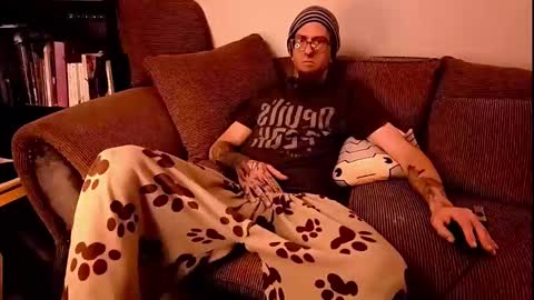 Snapshot of wickedknots chatting on 23, 10, 2025 WickedKnots online show from 23, 10, 2025