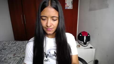 Ilauren online show from 4, 8, 2026