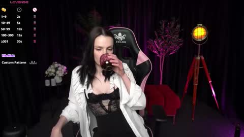 Snapshot of wild_alice_me chatting on 13, 3, 2026 Alice online show from 13, 3, 2026