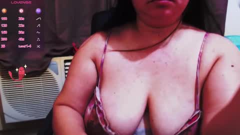 wildhotasianx online show from 23, 12, 2024