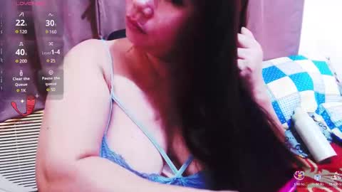 wildhotasianx online show from 24, 2, 2025