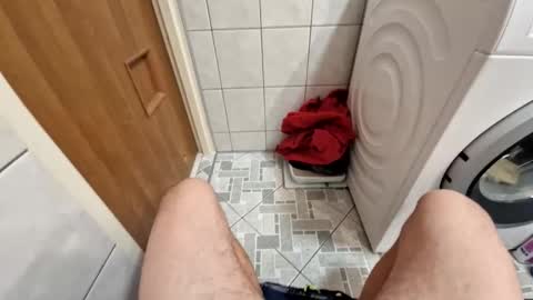 Snapshot of wildmike93 chatting on 28, 10, 2025 wildmike93 online show from 28, 10, 2025