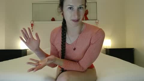 WildRose L - check my Pinned tweet if you dont see me online within 5 minutes after Ive sent email notifications online show from 14, 2, 2025