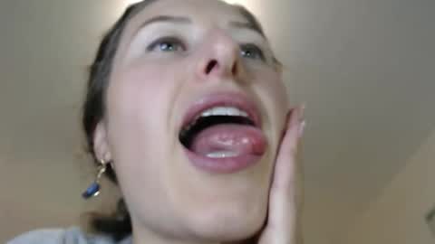 WildRose L - check my Pinned tweet if you dont see me online within 5 minutes after Ive sent email notifications online show from 5, 12, 2025