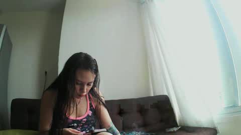 Snapshot of wildstrawberry30 chatting on 23, 1, 2025 Wild Strawberry online show from 23, 1, 2025