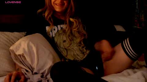 Willa Mae  online show from 29, 4, 2026