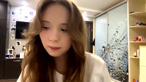 Snapshot of willenasow chatting on 22, 2, 2026 Olivia online show from 22, 2, 2026