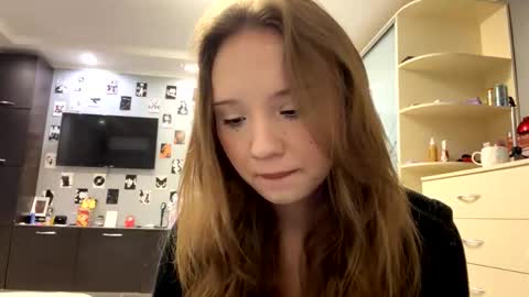 Snapshot of willenasow chatting on 3, 3, 2026 Olivia online show from 3, 3, 2026