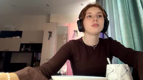 Snapshot of willeneroediger chatting on 5, 3, 2026 Alice online show from 5, 3, 2026