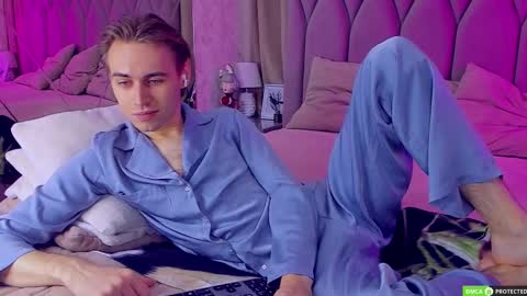 William online show from 8, 10, 2025