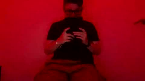 Snapshot of williamfuentes200 chatting on 4, 5, 2026 William online show from 4, 5, 2026