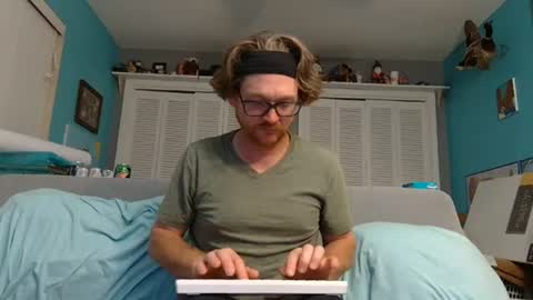 Snapshot of williamrb83 chatting on 31, 7, 2026 William online show from 31, 7, 2026