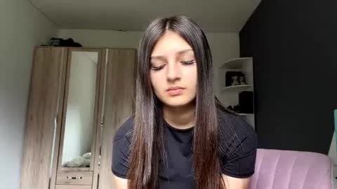 Mari online show from 7, 7, 2026