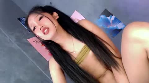 Snapshot of willing_and_wet chatting on 17, 7, 2026 LE XI online show from 17, 7, 2026