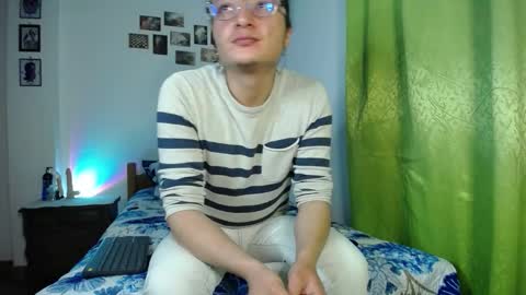 Snapshot of willmonkey chatting on 6, 11, 2025 willmonkey online show from 6, 11, 2025