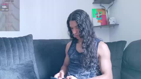 Snapshot of willy_veins chatting on 5, 8, 2026 willy_veins online show from 5, 8, 2026