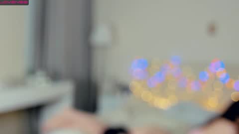 Amalia and Mia online show from 28, 12, 2024