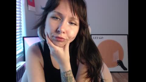 Eevie online show from 13, 9, 2025