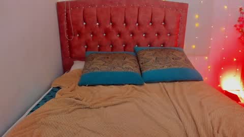 Snapshot of wini_fer chatting on 18, 12, 2024 Wini Fer online show from 18, 12, 2024