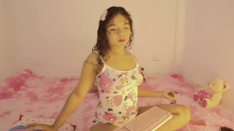  Winnifer Gonzalez  online show from 30, 7, 2026