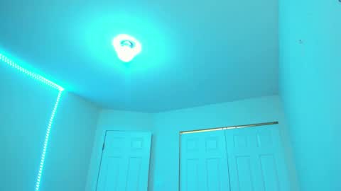 Snapshot of winter_miracle chatting on 24, 2, 2025 Winter Miracle online show from 24, 2, 2025