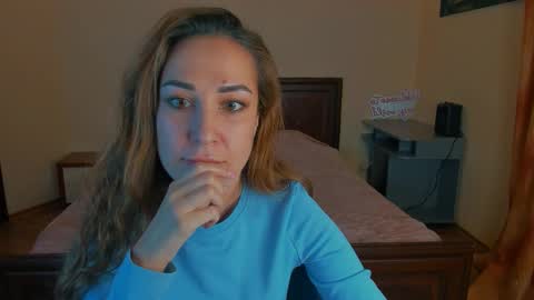 Sarah Curly online show from 17, 3, 2026