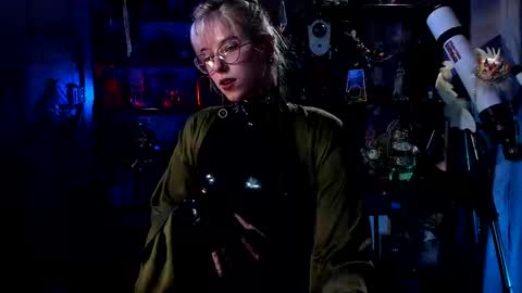 Snapshot of witch_fiona chatting on 17, 2, 2025 Goddess of two strapons  - Mr. long Don Mr. Pinky online show from 17, 2, 2025