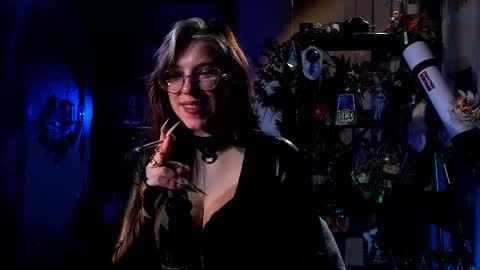 Snapshot of witch_fiona chatting on 4, 3, 2025 Goddess of two strapons  - Mr. long Don Mr. Pinky online show from 4, 3, 2025