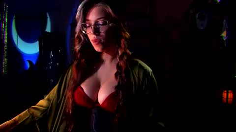 Snapshot of witch_fiona chatting on 14, 9, 2025 Goddess of two strapons  - Mr. long Don Mr. Pinky online show from 14, 9, 2025