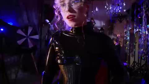 Goddess of two strapons  - Mr. long Don Mr. Pinky online show from 5, 5, 2026