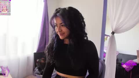     Luna Violeta  A r t i s t  online show from 14, 9, 2025