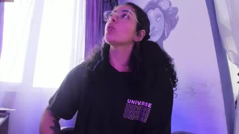 Snapshot of witchofhearts chatting on 23, 11, 2025 Luna Violeta A r t i s t online show from 23, 11, 2025