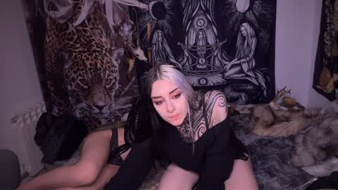 witchshadows online show from 16, 1, 2025