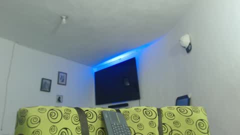 Snapshot of with_ken chatting on 4, 2, 2025 Ken online show from 4, 2, 2025