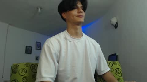 Snapshot of with_ken chatting on 7, 2, 2025 Ken online show from 7, 2, 2025